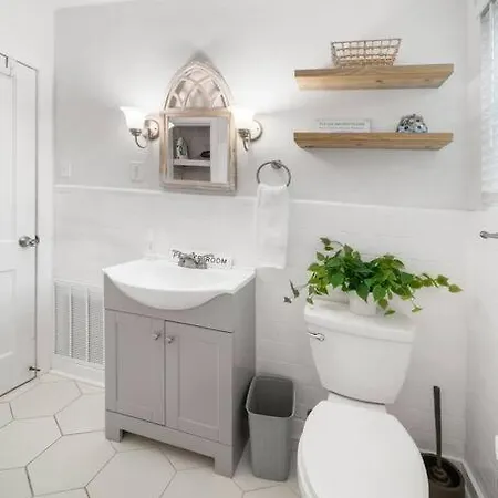 Rare Hidden Gem - Minutes From Downtown & Forsyth! Villa Savannah Exterior photo