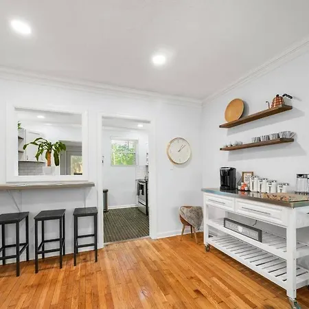 Rare Hidden Gem - Minutes From Downtown & Forsyth! Villa Savannah Exterior photo